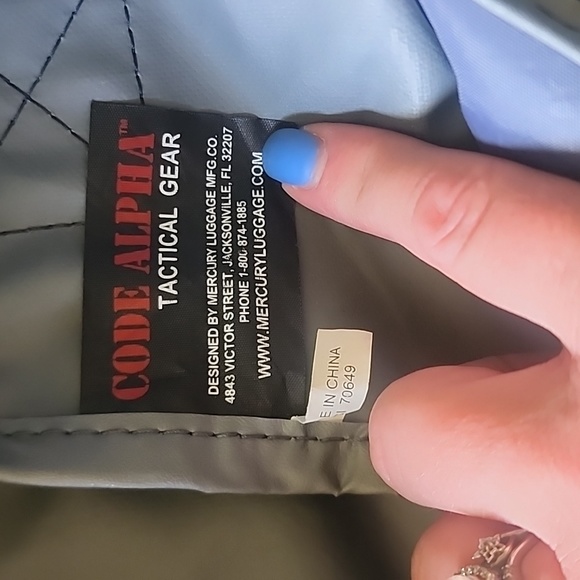 EUC Code Alpha: Tacticle Gear Giant-Duffle-Backpack, Navy Digital Camo - Picture 8 of 10